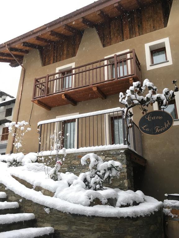 Maison Lo Triolet Introd Exterior photo